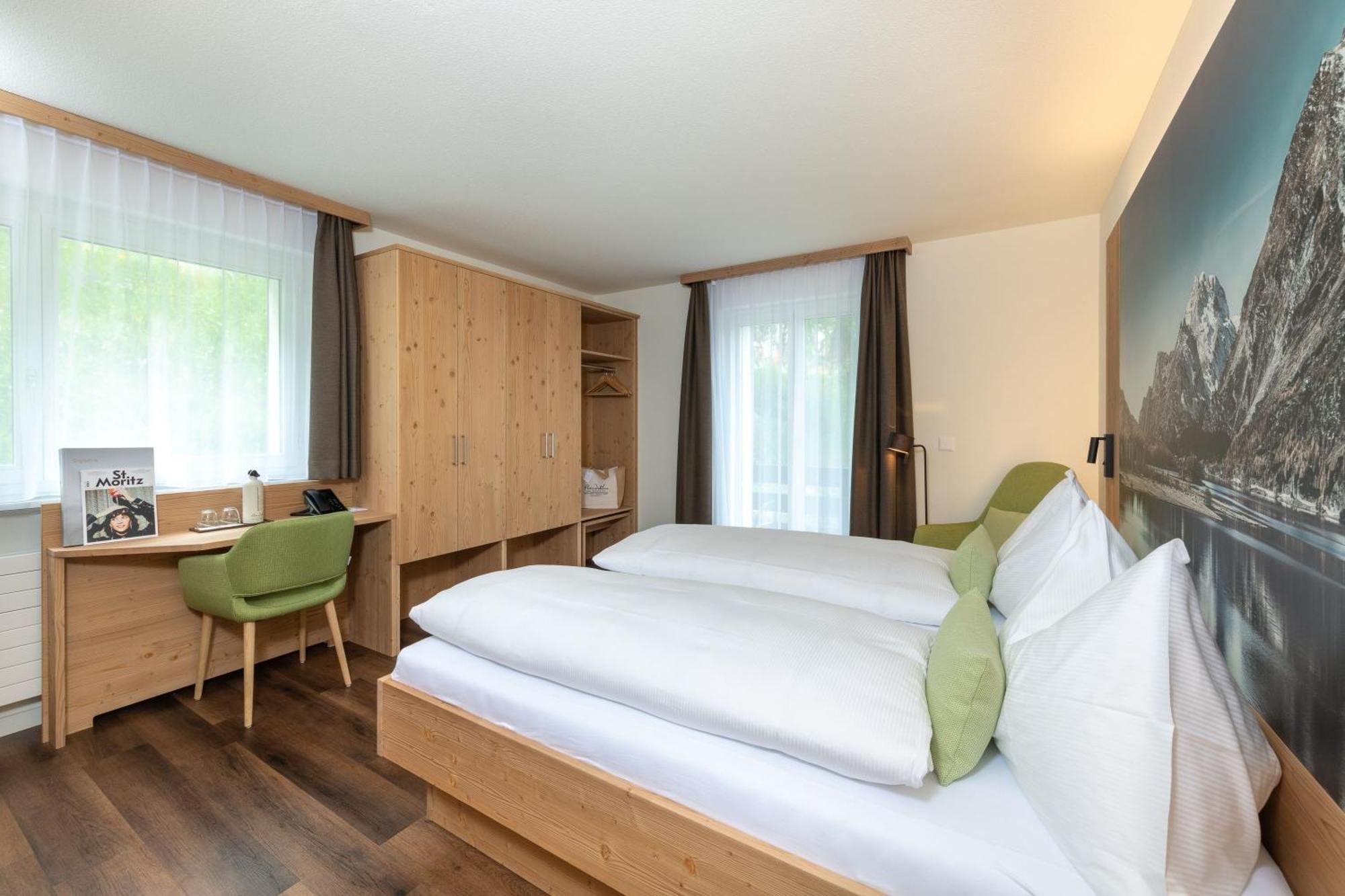 Randolins Familienresort Saint-Moritz Chambre photo